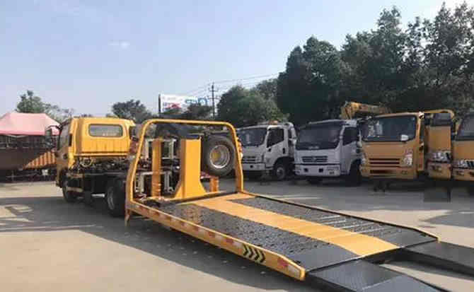 南木林汽车中途维修案例